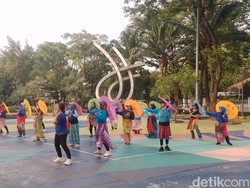 Taman Menteng: Dulu Stadion Sepakbola, Kini Taman Hits di Jakarta