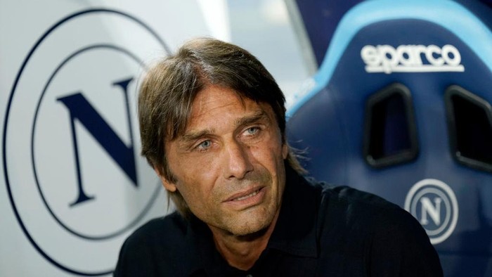 Naples, Italy - August 25: Head coach Antonio Conte of SSC Napoli looks on during the Serie A match between SSC Napoli and Bologna FC at Diego Armando Maradona Stadium on August 25, 2024 in Naples, Italy. (Photo by Matteo Ciambelli/DeFodi Images via Getty Images)