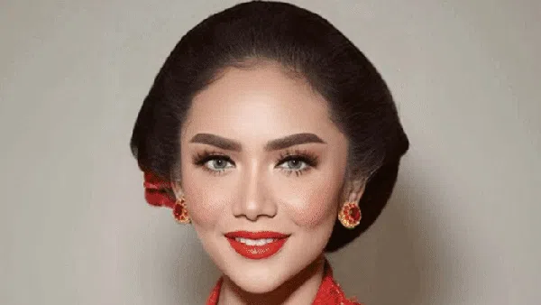 Bingkai Sepekan: Kala Artis Mengadu Nasib di Pilkada 2024