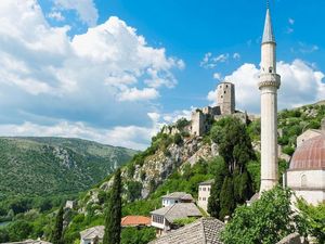 Muslim di Balkan, Bukti Islam adalah Bagian Sejarah Eropa Muslim di Balkan, Bukti Islam adalah Bagian Sejarah Eropa