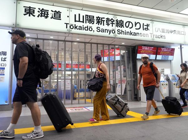 Operasional Kereta Cepat di Jepang Terhenti Gegara Amukan Badai