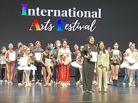 Para Penari dan Guru RAFA International Dance Studio Raih Penghargaan di Malaysia