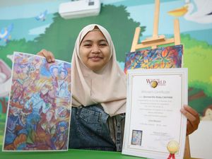 Hebat! Anak Difabel Surabaya Sabet Juara Seni Internasional Hebat! Anak Difabel Surabaya Sabet Juara Seni Internasional