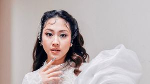 5 Gaya Sherina Munaf Selalu All Out