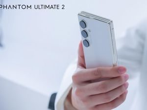 Oppo dan Tecno Pamer HP Lipat Tiga Layar, Bisa Jadi Laptop Oppo dan Tecno Pamer HP Lipat Tiga Layar, Bisa Jadi Laptop