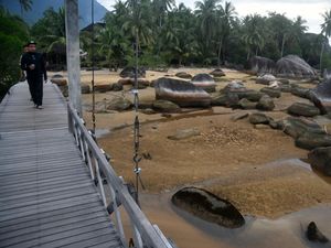 Pesona Bebatuan Granit Raksasa di Tapak Natuna Pesona Bebatuan Granit Raksasa di Tapak Natuna