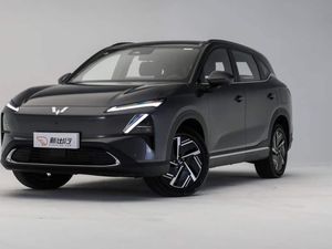 Lihat Lebih Dekat SUV Listrik Baru Wuling Starlight S yang Dijual Mulai Rp 261 Juta