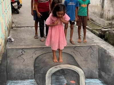 Gambar Pakai Kapur Ini Sukses Bikin Ilusi Optik, Menipu Otak