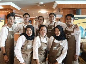 Keren! 8 Teman Tuli Jadi Barista di Kedai Kopi Surabaya Keren! 8 Teman Tuli Jadi Barista di Kedai Kopi Surabaya