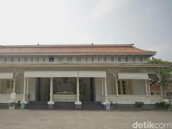 Bangunan Bersejarah Jadi Potensi Dongkrak Wisatawan ke Purwakarta