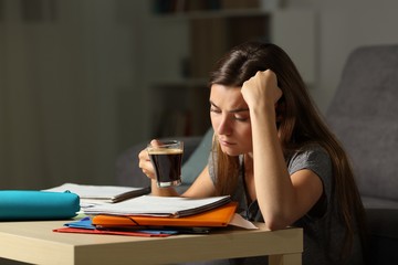 Gegara 5 Kebiasaan Ini, Minum Kopi Jadi Bisa Membahayakan Kesehatan