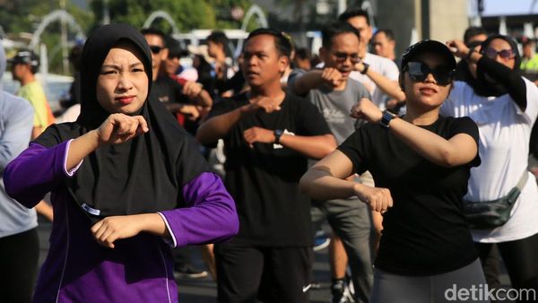 Melihat Antusiasme Warga Berolahraga di CFD Jakarta