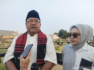 Rano Karno Ungkap Alasan Zaenab Si Doel Dicabut dari Daftar Timses Rano Karno Ungkap Alasan Zaenab Si Doel Dicabut dari Daftar Timses