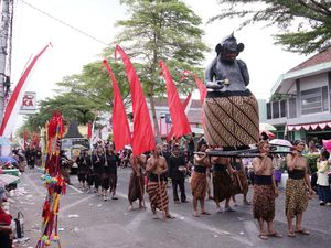 Kemeriahan Pawai Kebangsaan di Purbalingga Kemeriahan Pawai Kebangsaan di Purbalingga