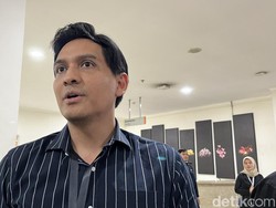 Profil Lucky Hakim, Kecil Jadi Yatim Piatu Kini Unggul di QC Pilkada Indramayu