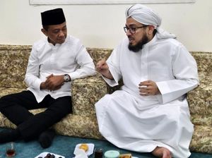 Momen Bahlil Bertandang ke Rumah Sayid Ahmad di Madinah