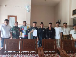 Kericuhan Karnaval karena Atribut Silat di Lamongan Berakhir Damai