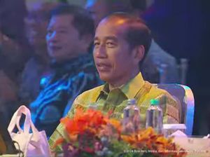 Momen Gala Dinner IAF di Bali: Jokowi Ikut Nyanyi, Menteri Joget Momen Gala Dinner IAF di Bali: Jokowi Ikut Nyanyi, Menteri Joget
