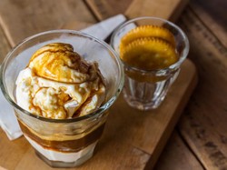 Kenapa Affogato Selalu Pakai Es Krim Vanilla? Ini Jawabannya!