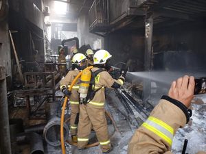 Pengolahan Kopi di Jaksel Kebakaran, Api Berasal dari Percikan Gerinda