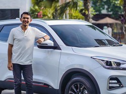 Pebulu Tangkis Fajar Alfian Beri Hadiah Mobil buat Orang Tuanya