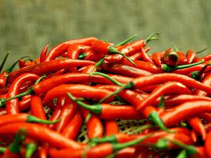 Manfaat Cabai yang Bisa Bikin Umur Panjang Manfaat Cabai yang Bisa Bikin Umur Panjang
