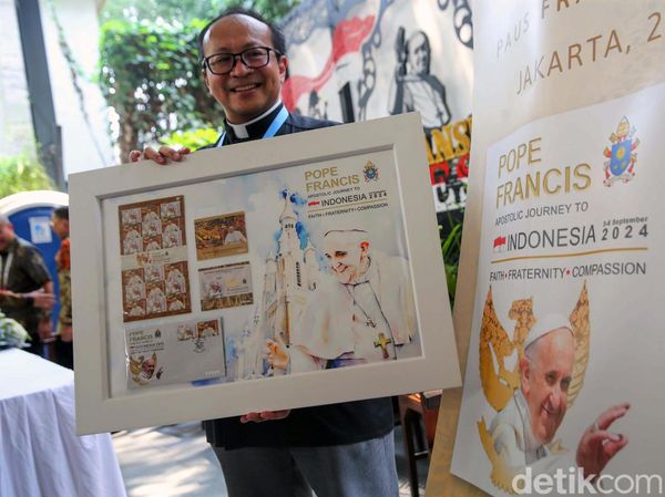 Ini Prangko Khusus Kunjungan Paus Fransiskus ke Indonesia