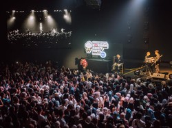 Juicy Luicy dan Adrian Khalif Tutup Tur dengan Hangat di Kota Asal