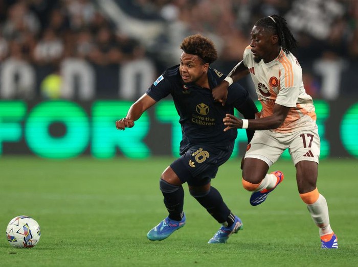 Pertandingan Juventus vs AS Roma berakhir tanpa pemenang. Sebab laga tersebut tuntas dengan skor 0-0.