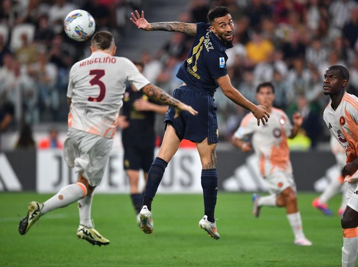 Pertandingan Juventus vs AS Roma berakhir tanpa pemenang. Sebab laga tersebut tuntas dengan skor 0-0.