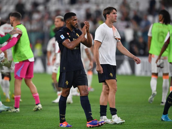 Pertandingan Juventus vs AS Roma berakhir tanpa pemenang. Sebab laga tersebut tuntas dengan skor 0-0.