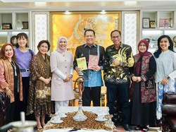 Bamsoet Terima Appreciation Award dari Discussion Notaris Indonesia