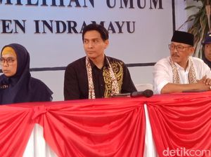 Syaefudin Tegaskan Masih Kader Golkar Usai Menang Pilkada Indramayu Syaefudin Tegaskan Masih Kader Golkar Usai Menang Pilkada Indramayu