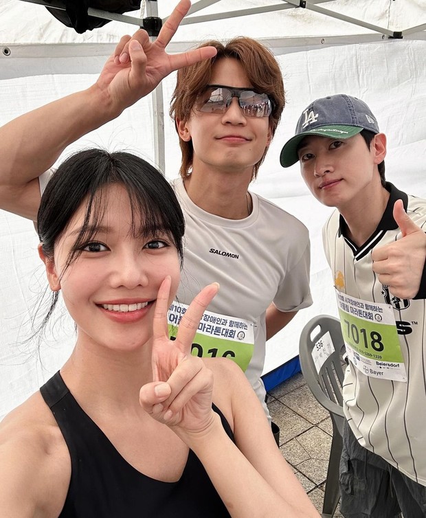 Potret Sooyoung bersama Minho SHINee dan Eunhyuk Super Junior/ Foto: instagram.com/sooyoungchoi Potret Sooyoung bersama Minho SHINee dan Eunhyuk Super Junior