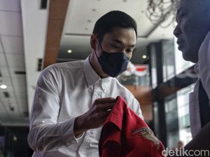 PT Jakarta Vonis Harvey Moeis 20 Tahun Bui: Sakiti Hati Rakyat PT Jakarta Vonis Harvey Moeis 20 Tahun Bui: Sakiti Hati Rakyat