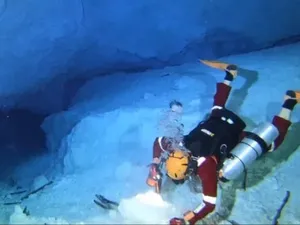 Belum Terjamah Manusia, UGM Lakukan Eksplorasi di Gua Karst Banggai Sulteng Belum Terjamah Manusia, UGM Lakukan Eksplorasi di Gua Karst Banggai Sulteng