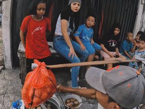 Dinar Candy Traktir Penghuni Rumah Singgah dan Kulineran ke Kamboja Dinar Candy Traktir Penghuni Rumah Singgah dan Kulineran ke Kamboja