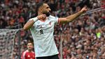 Momen Salah Jebol Gawang MU lalu Bergaya ala Israel Adesanya