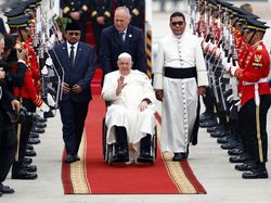 Bea Cukai Berikan Fasilitas Diplomatik buat Paus Fransiskus Selama di RI