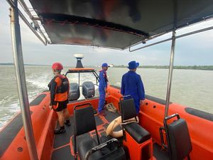 Siswi SMA di Karimun Lompat ke Laut, Diduga jadi Korban Bullying