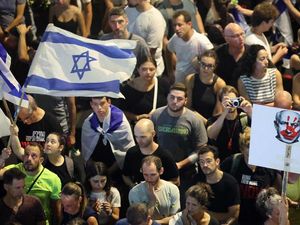 Tawanan Perang Ditemukan Tewas, Netanyahu dalam Tekanan