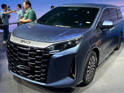 MPV Baru BYD Calon Penantang Toyota Alphard yang Dijual Mulai Rp 650 Jutaan