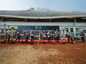 CEO ASEAN Railway Lakukan Penanaman Pohon Pule Air di Stasiun Halim CEO ASEAN Railway Lakukan Penanaman Pohon Pule Air di Stasiun Halim