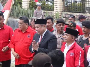 Maju Pilkada dari PDIP Bikin Ketua Golkar Dairi Eddy Berutu Dicopot Maju Pilkada dari PDIP Bikin Ketua Golkar Dairi Eddy Berutu Dicopot