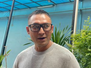 Indra Bruggman Ungkap Rahasia Tetap Bugar: Saldo di Rekening Indra Bruggman Ungkap Rahasia Tetap Bugar: Saldo di Rekening