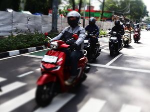Jangan Asal Serobot, Begini Teknik Menyalip Kendaraan yang Benar Jangan Asal Serobot, Begini Teknik Menyalip Kendaraan yang Benar