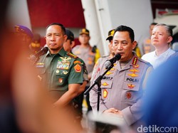 Misa Paus Fransiskus di GBK Diikuti 87 Ribu Orang, Kapolri Pastikan Pengamanan