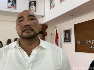 Tanggapi Program Hibah Giri Prasta, De Gadjah: Itu Uang Rakyat Tanggapi Program Hibah Giri Prasta, De Gadjah: Itu Uang Rakyat