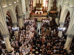 Chord dan Lirik Lagu Natal di Hatiku Karya Jonathan Prawira