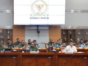 Panglima TNI-Wamenhan Hadiri Raker Bareng Komisi I DPR, Bahas RKA 2025